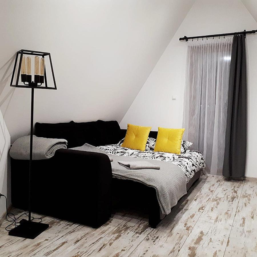Apartament Strych Na Polanie Lägenhet Poronin Exteriör bild